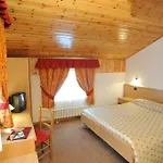 Petit Tournalin Hotel 3*