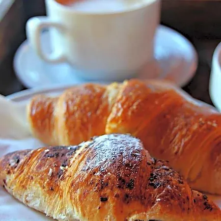 Petit Tournalin فندق تشامبولوك